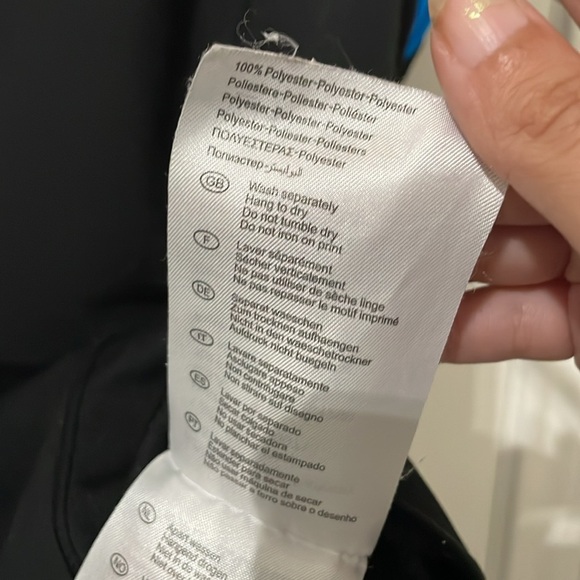 Mizuno Black QuickDry Plus Shirt Size XS - Picture 7 of 10